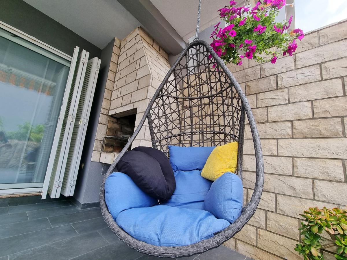 Deluxe Novalja Apartment Exterior photo